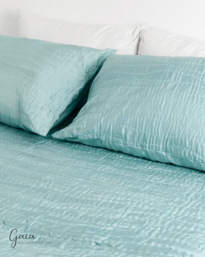 Handmade mulberry silk comforter