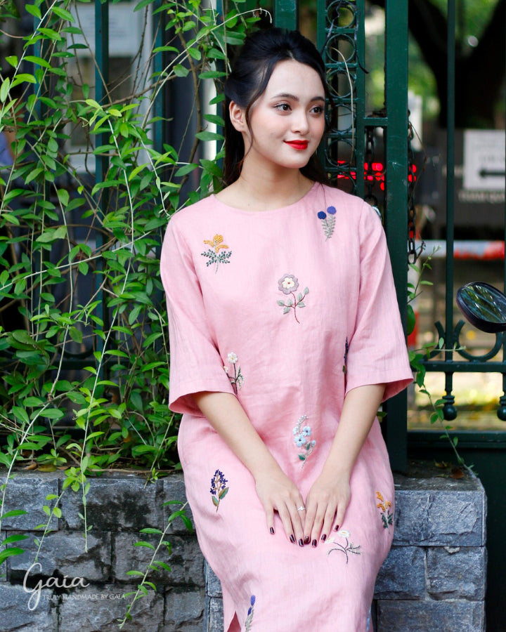 Plus size linen dress with handmade embroidery TESSA Plus size linen dress with handmade embroidery TESSA