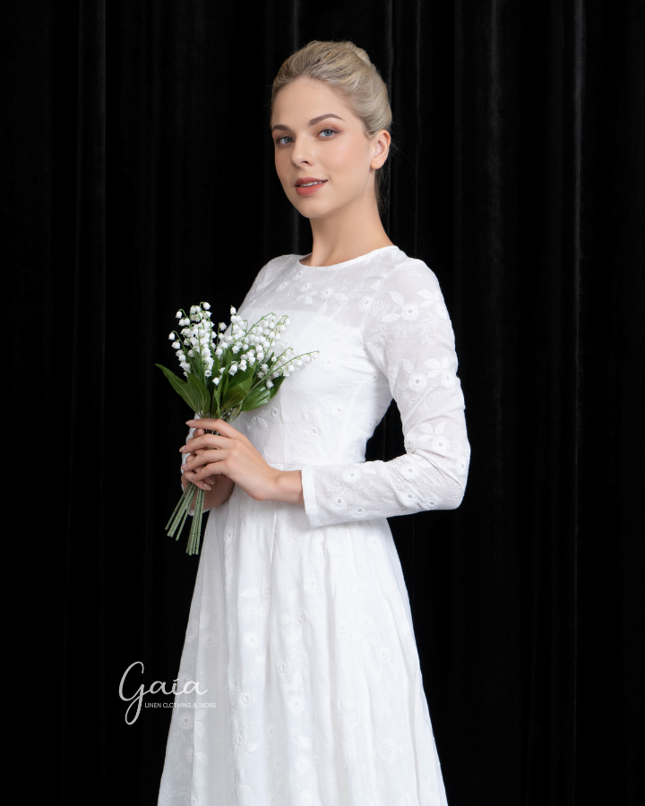 Wedding dress 3D flowers SERAPHINA