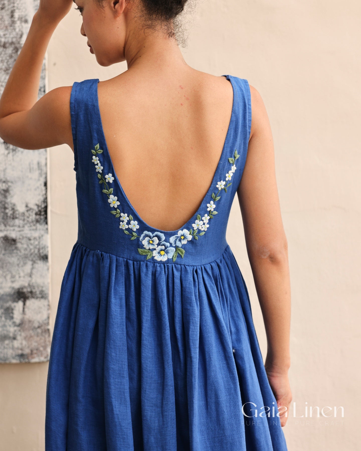 Hand-embroidered backless linen dress NOMI Hand-embroidered backless linen dress NOMI