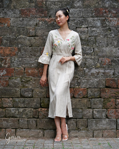 Beige linen dress with handmade embroidery 