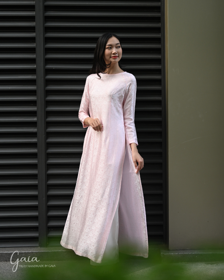 Blush pink mulberry silk Vietnamese dress