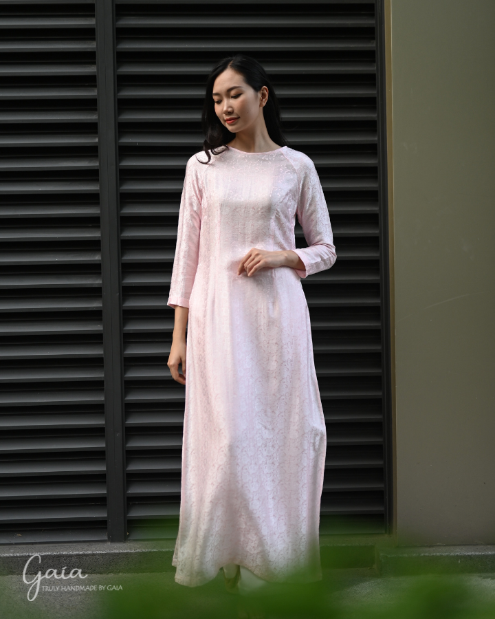 Blush pink mulberry silk Vietnamese dress