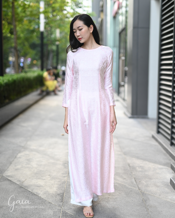 Blush pink mulberry silk Vietnamese dress