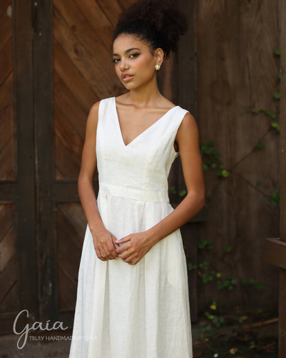 Linen boho V-neck wedding dress