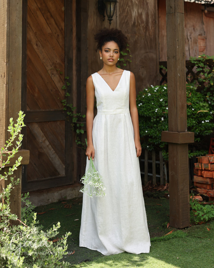 Linen boho V-neck wedding dress