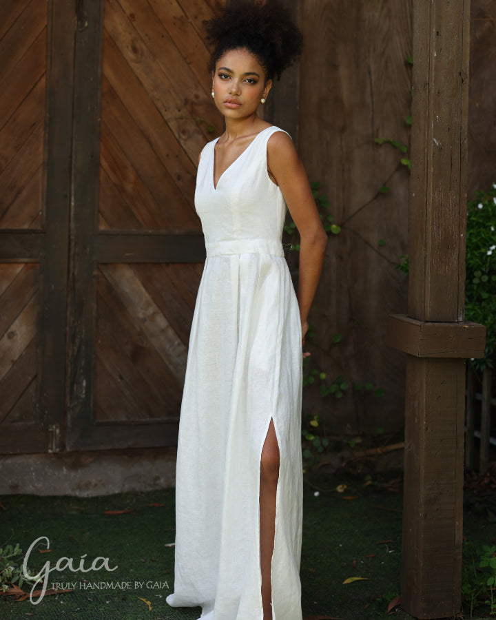 Linen boho V-neck wedding dress