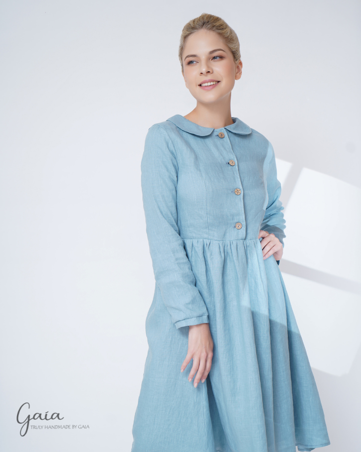 Collared linen dress