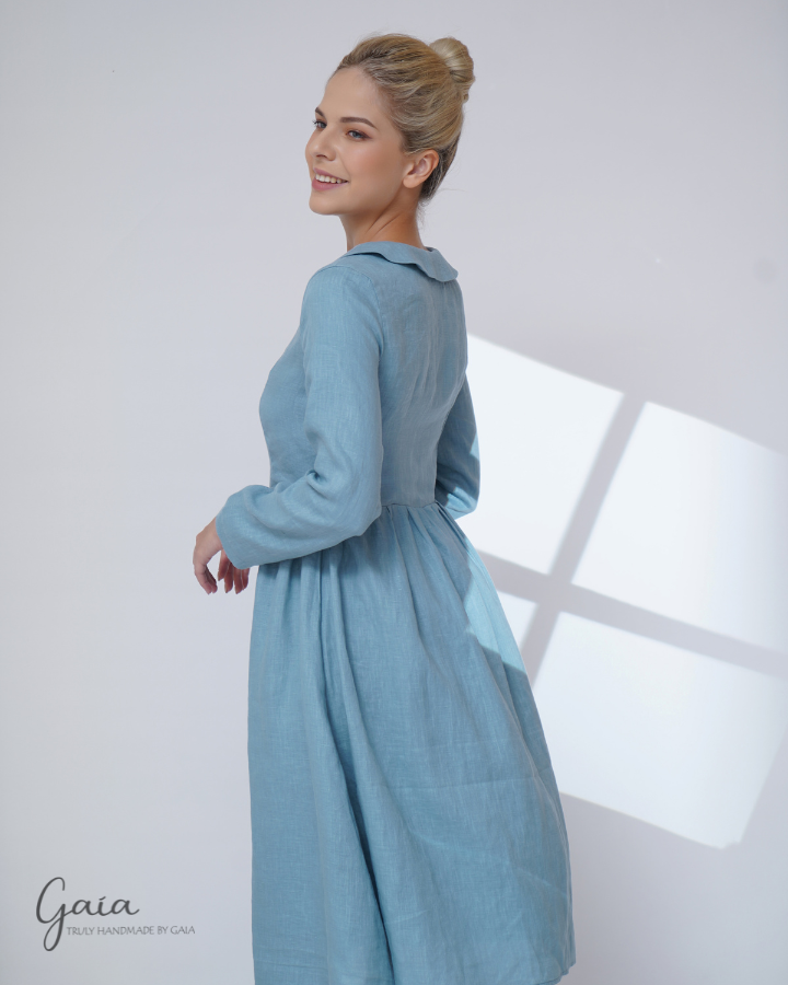 Collared linen dress