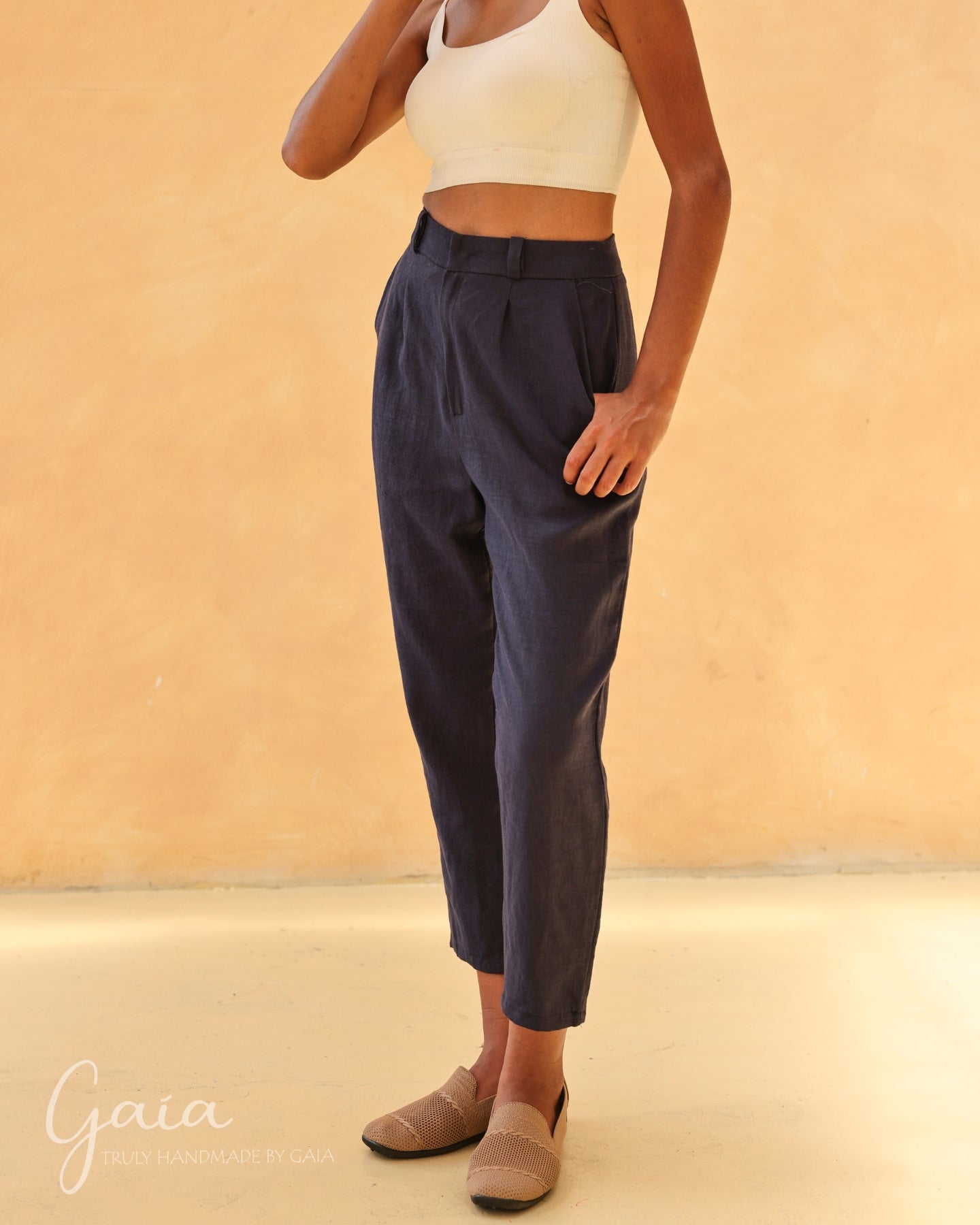 Cropped linen pants