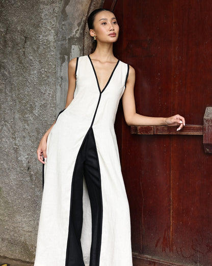 Deep V-neck linen ao dai dress