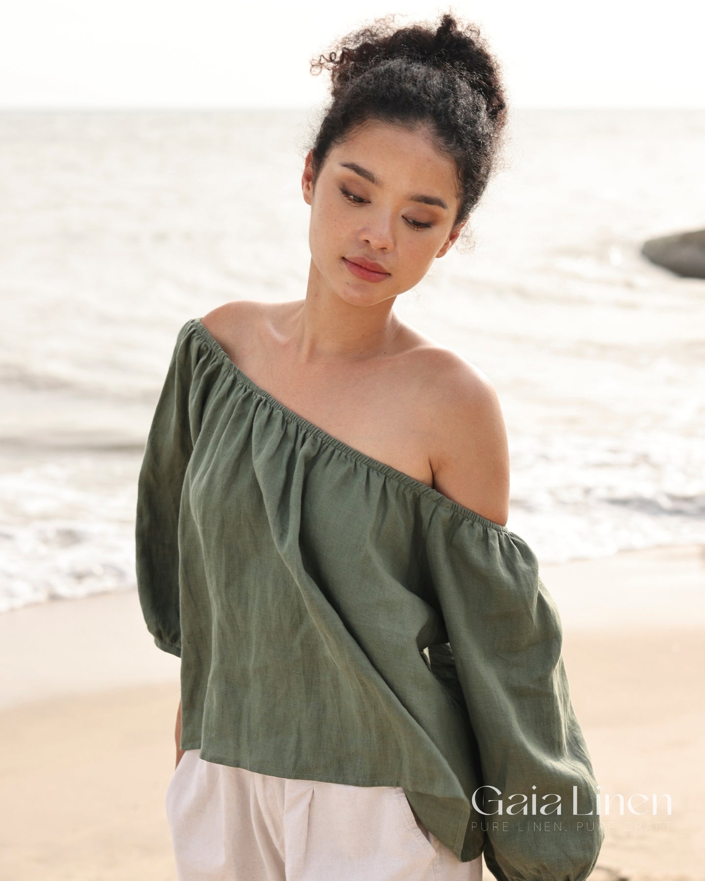 Elastic shoulder linen top