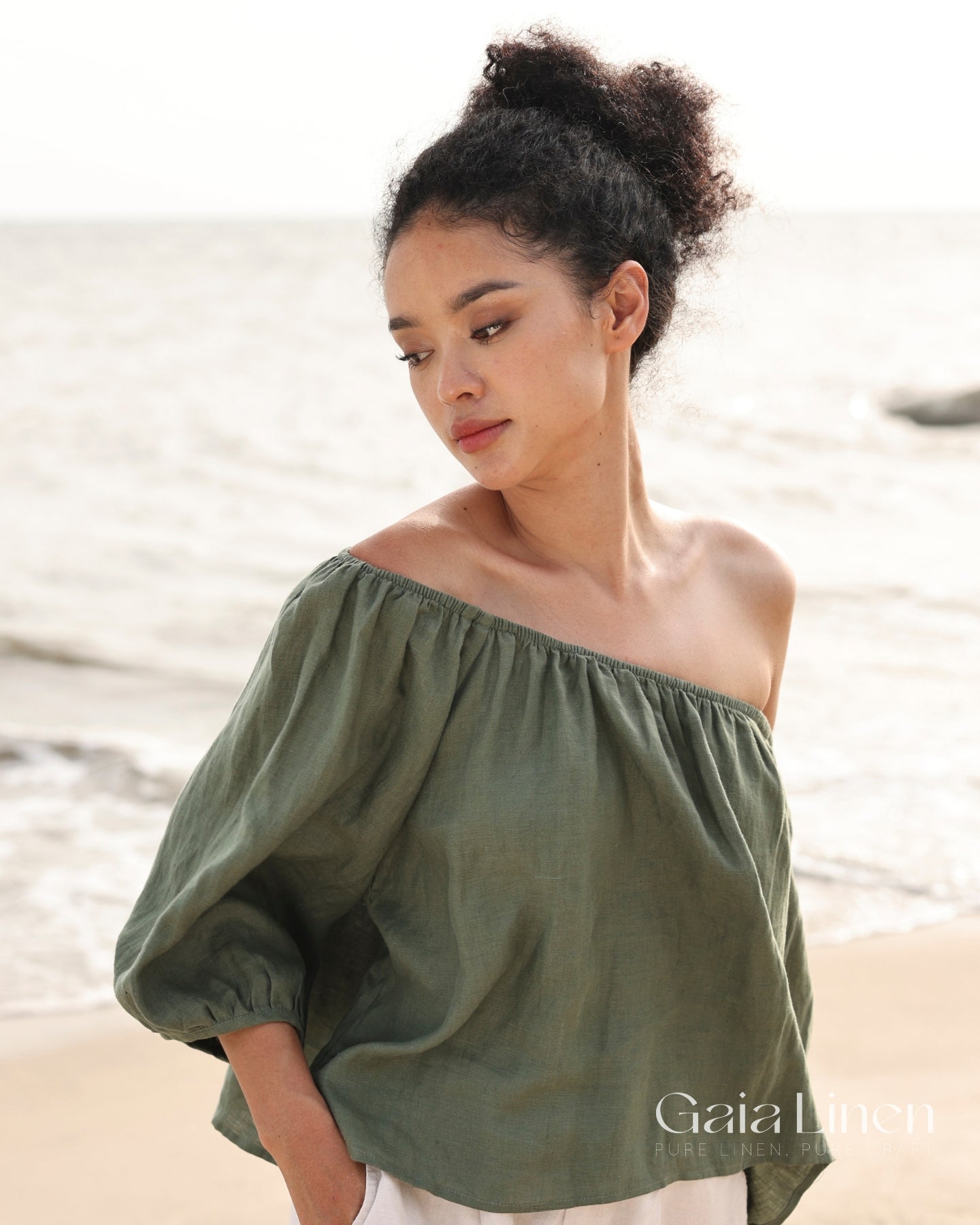 Elastic shoulder linen top