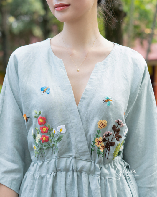 Floral embroidered maxi dress 