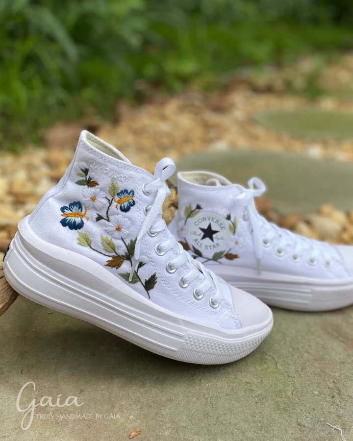 Hand-embroidered customized bridal shoes