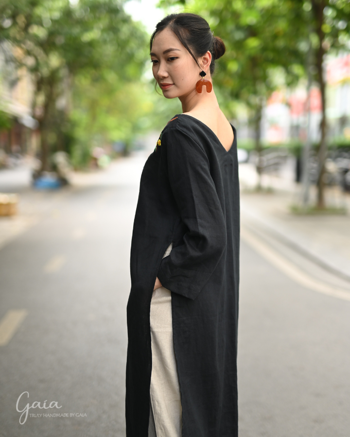 Hand-embroidered linen cultural Vietnamese dress