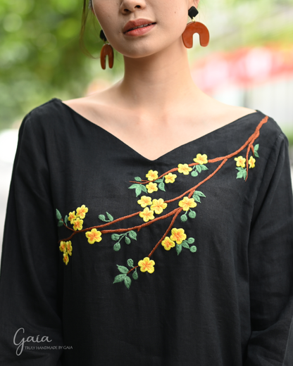 Hand-embroidered linen cultural Vietnamese dress