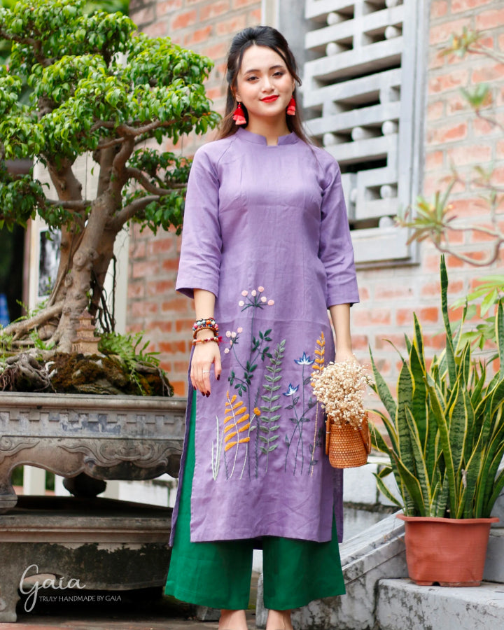 Hand-embroidered linen purple Ao Dai