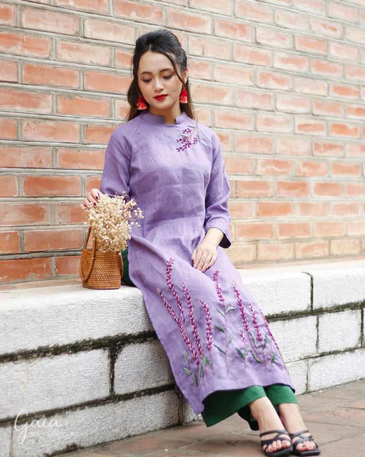 Hand-embroidered linen purple Ao Dai