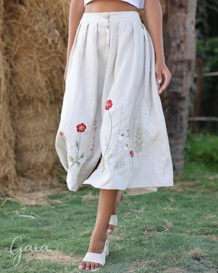 Hand embroidered linen set women NOLAN