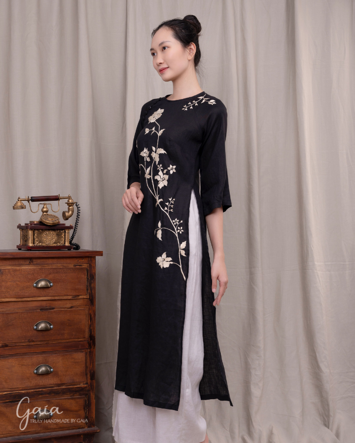 Linen Vietnamese long dress Ao Dai