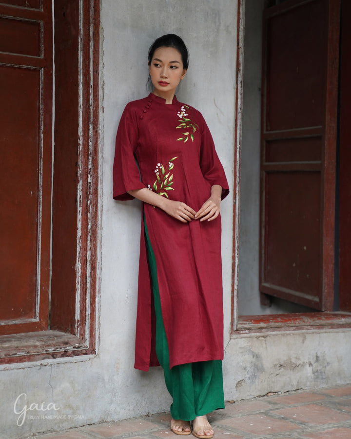 Hand-embroidered red linen Ao Dai