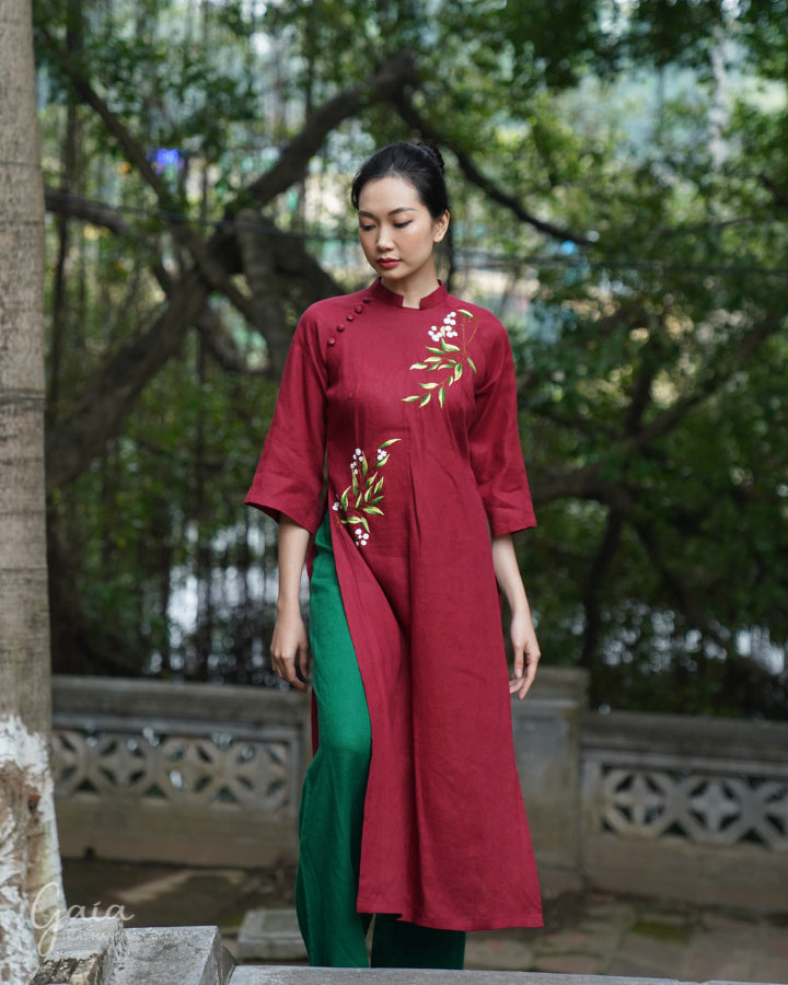 Hand-embroidered red linen Ao Dai