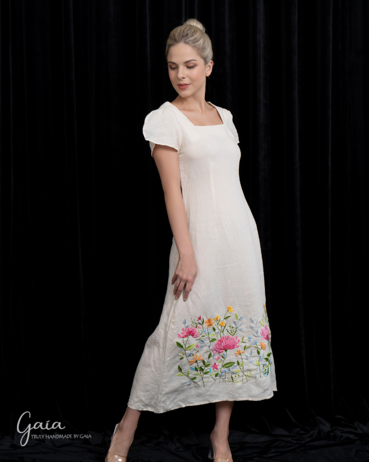 Hand-embroidered tulip sleeve linen wedding dress