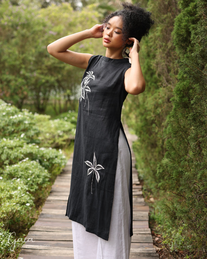 Hand-embroidered Vietnamese dress women ELA-W40