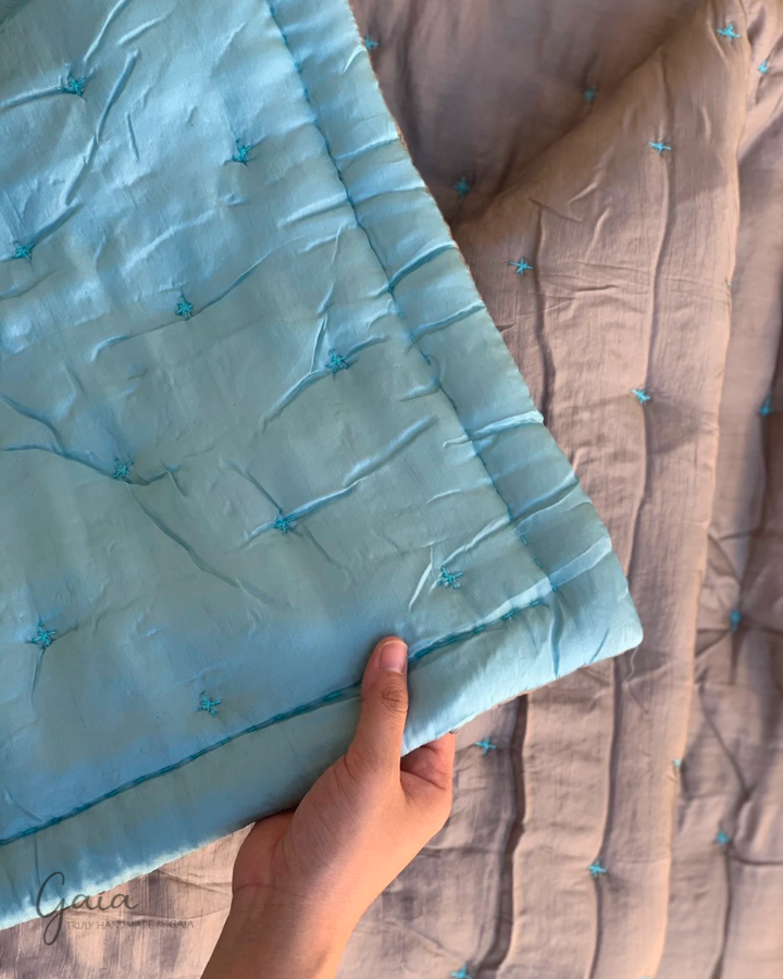 Hand-stitched mulberry silk duvet set