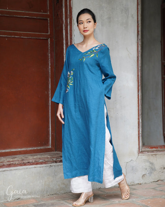 Linen Ao Dai blue with handmade embroidery