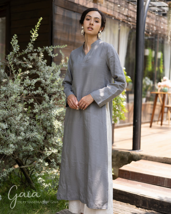 Linen Ao Dai modern Vietnamese dress