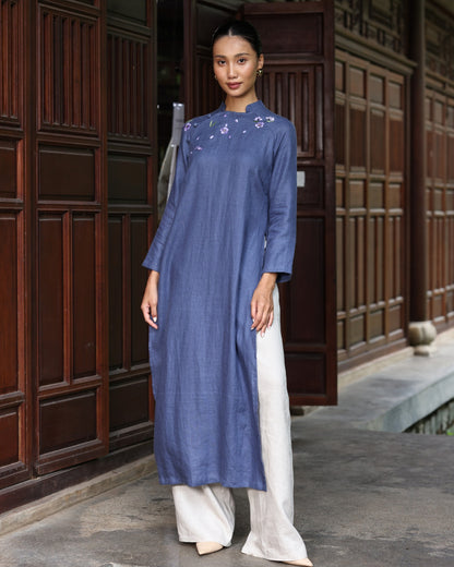 Linen ao dai with hand embroidery