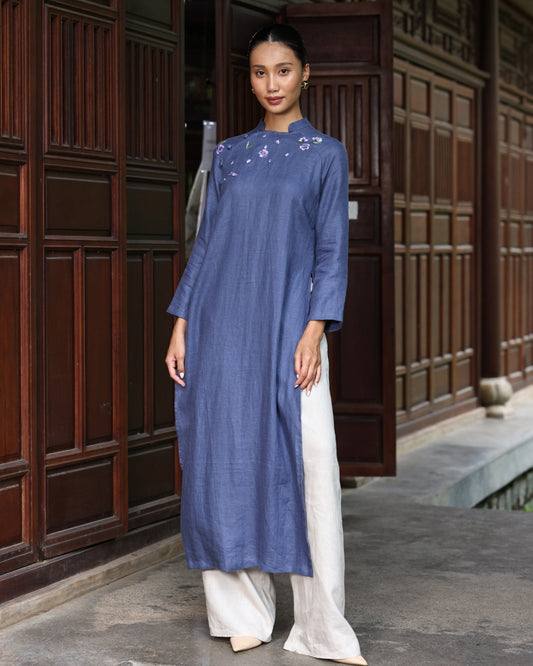 Linen ao dai with hand embroidery