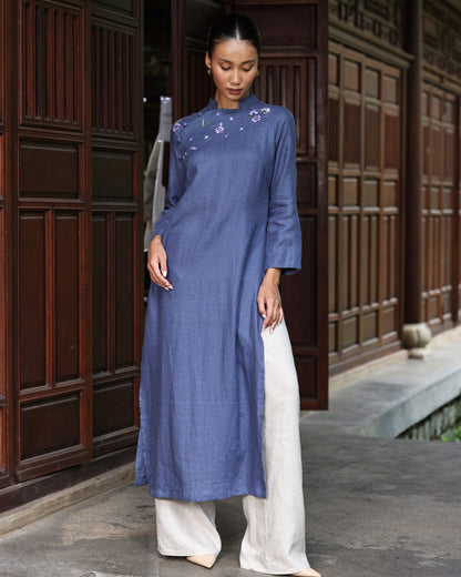 Linen ao dai with hand embroidery