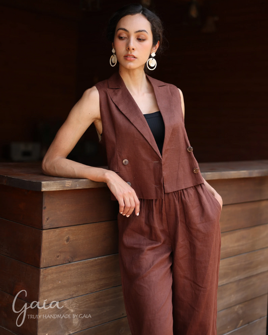 Linen double-breasted waistcoat