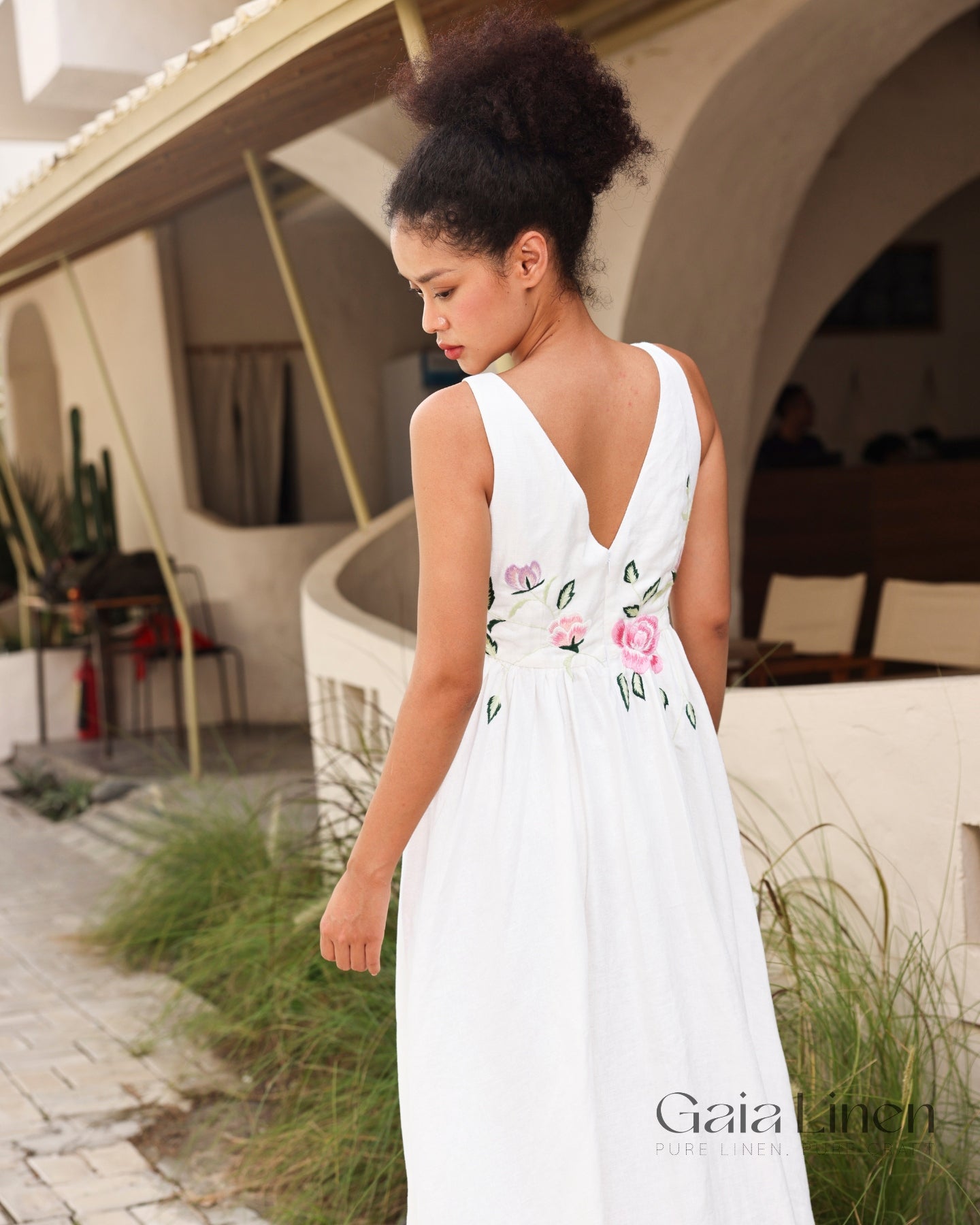 Linen dress for beach wedding