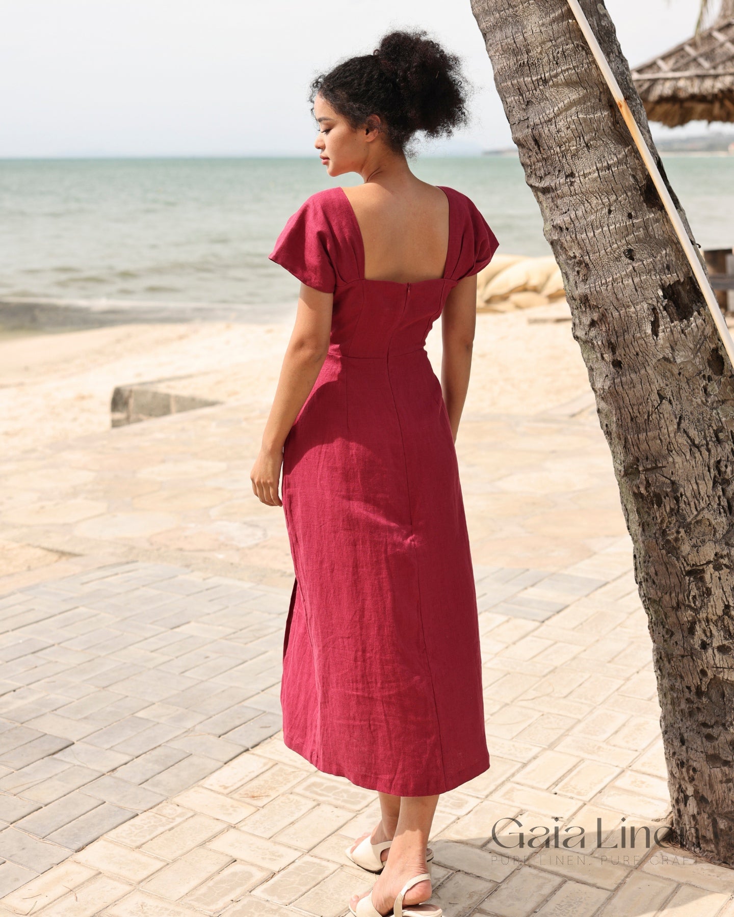 Linen dress with cap sleeves