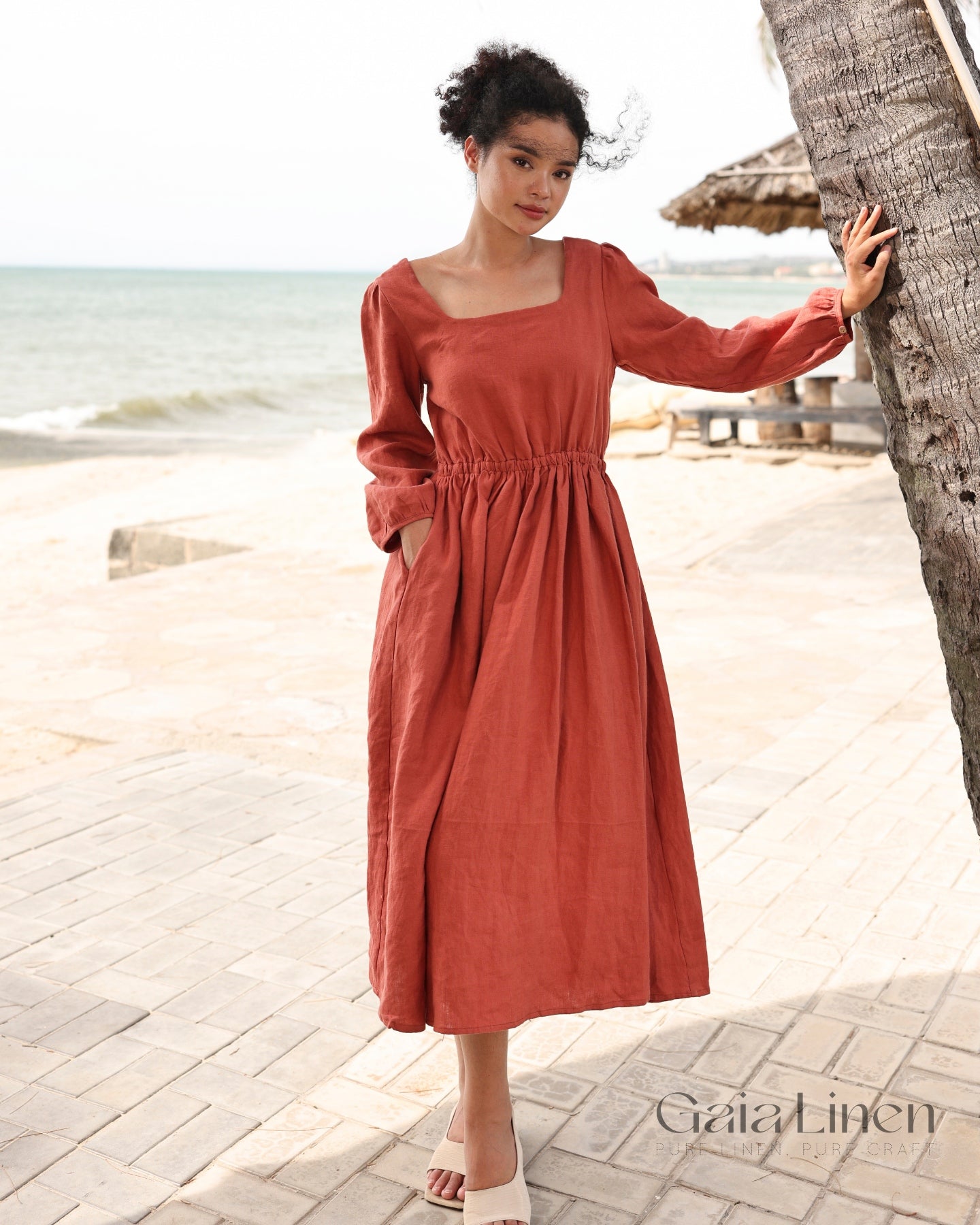 Linen dress with elastic waist