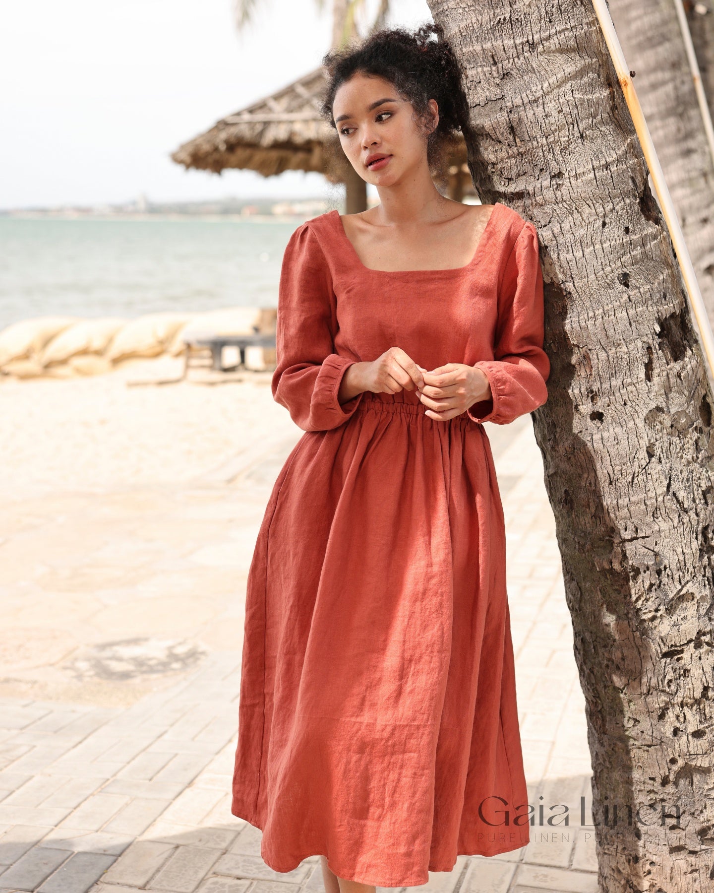 Linen dress with elastic waist