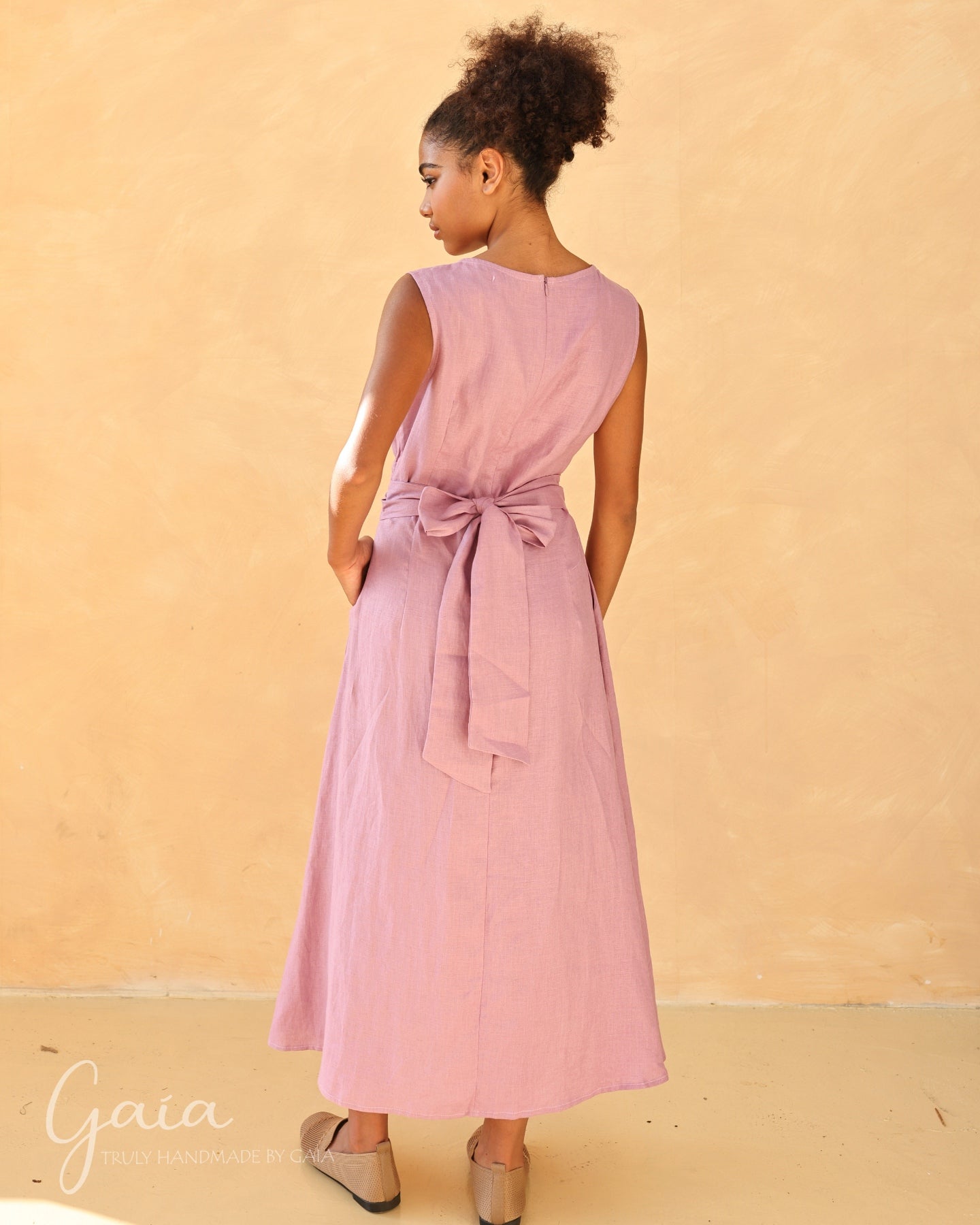 Linen dress with tie waist