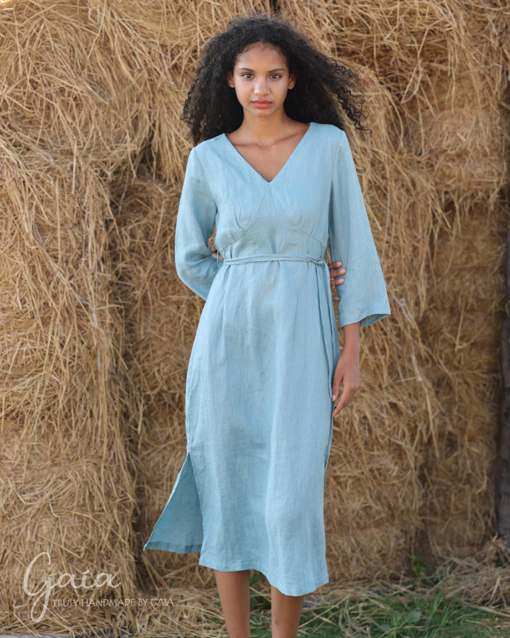 Linen dress with waist tie