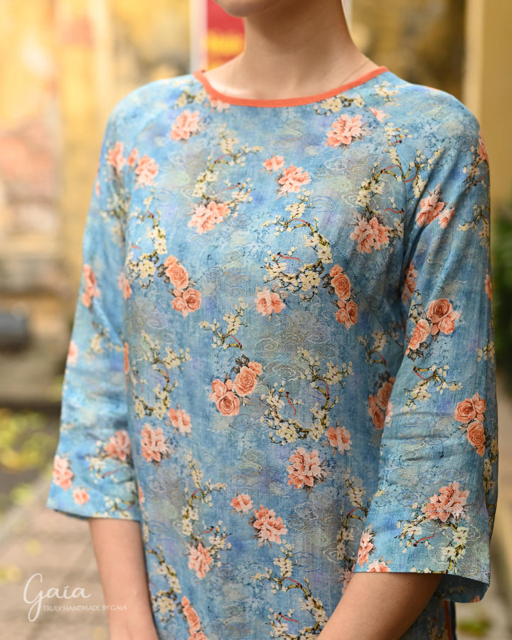 Linen floral Vietnamese national dress