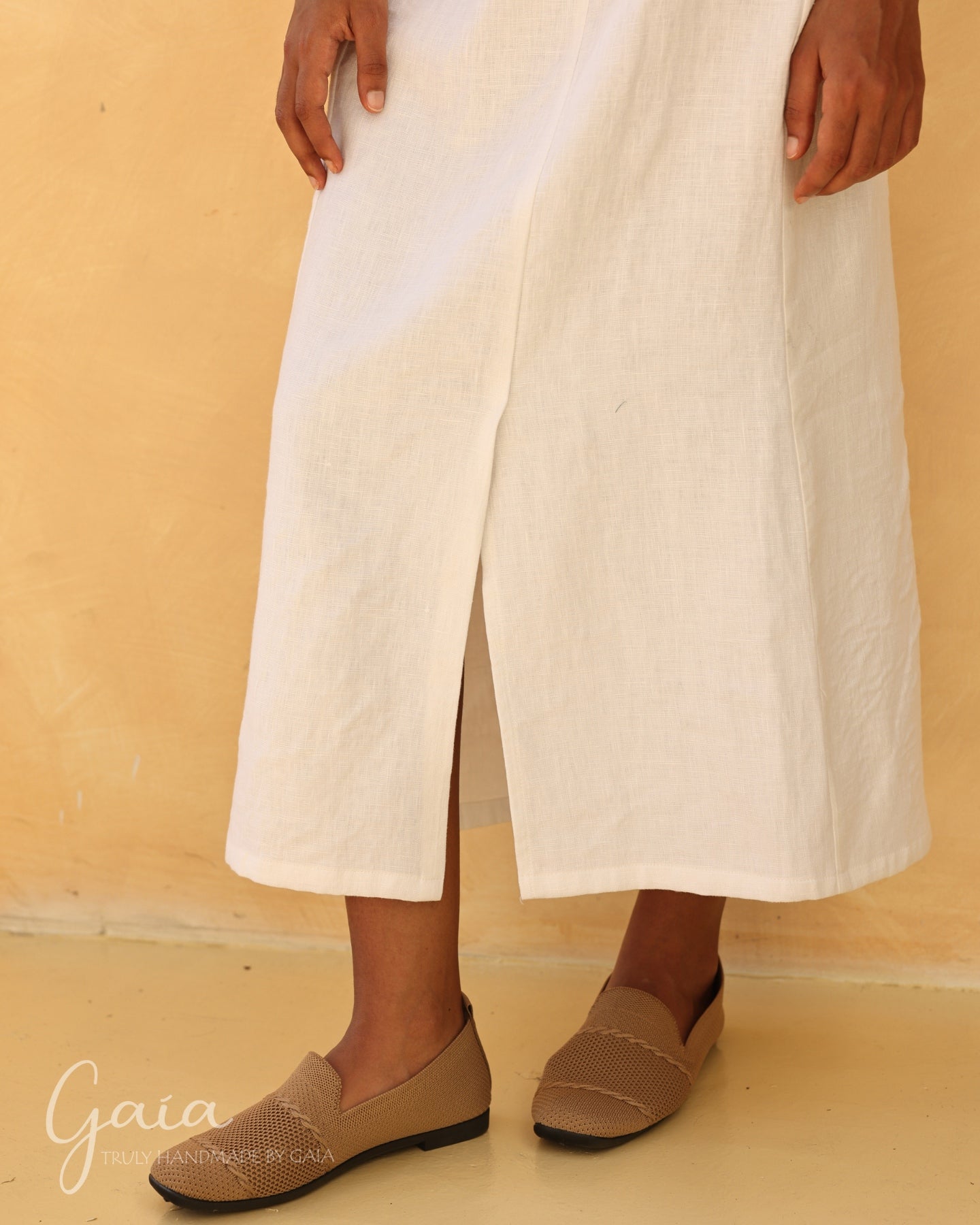 Linen front slit skirt