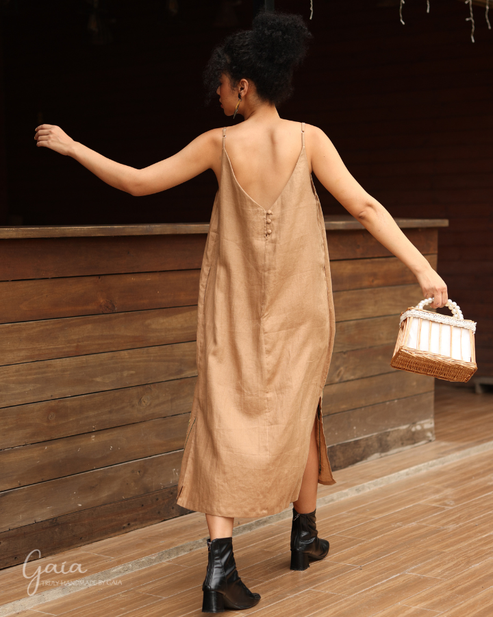 Linen hand-embroidered dress maxi 