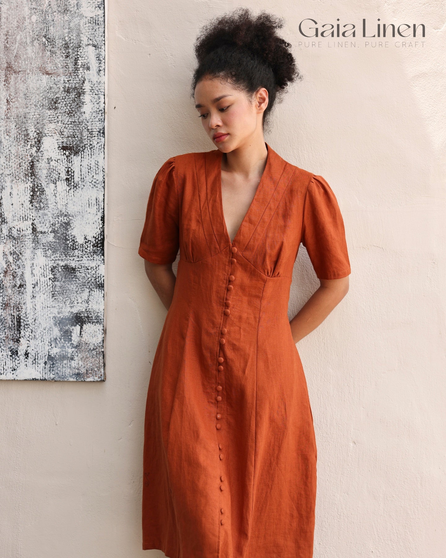 Linen short sleeve V-neck dress