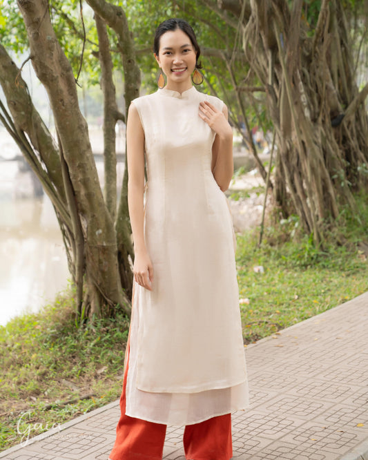 Linen sleeveless Vietnamese tunic