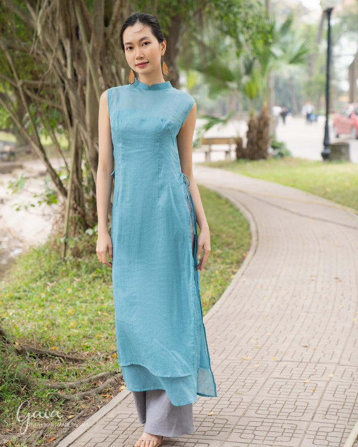 Linen sleeveless Vietnamese tunic