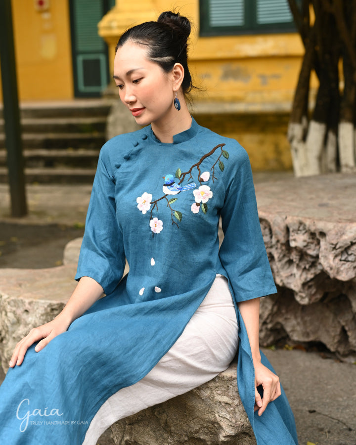Linen Traditional Vietnamese Dress Ela W01 Madebygaia