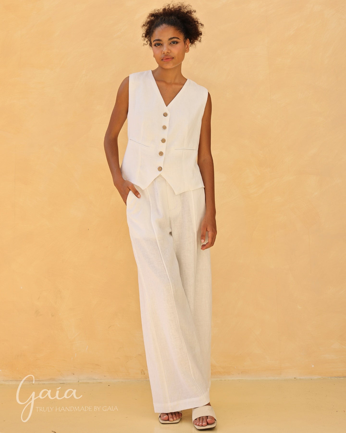 Linen vest and trousers set